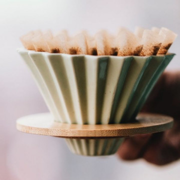 Socle pour dripper Origami en bois d'acacia | ORIGAMI